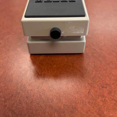 Boss GEB-7 Bass Equalizer - Gray image 2