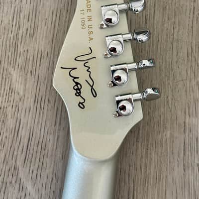 Dean Vinman Vinnie Moore 2020 - Metallic Silver image 10