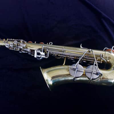 Martin Commitee I "Searchlight" 1936 - Alto saxophone image 2