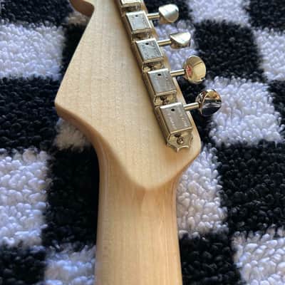 Fender Licensed Warmoth Stratocaster 2026 - Vintage White image 6