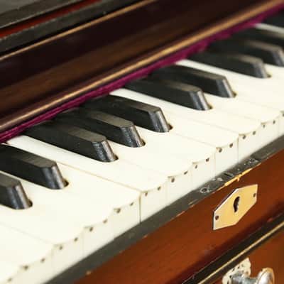 1950s Vintage Harmonium Modular Pump Organ Keyboard - Collapsable Foot Pedals - Excellent Condition image 3