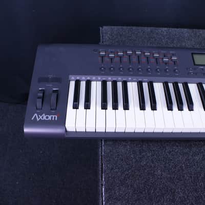 M-Audio Axiom 61 Key USB MIDI Keyboard Controller 2000s - Grey Bild 5