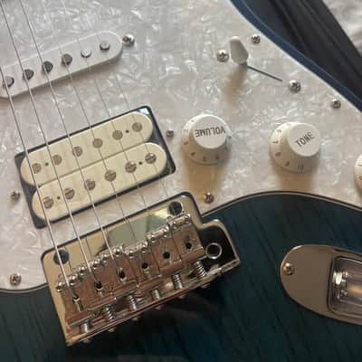 Fujigen (FGN) Guitars Neo Classic NST110MAH-SBB/01 See Through Blue Burst image 2
