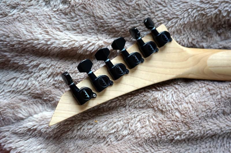 Jackson DK2M Dinky DK2M Japan White Maple Board Seymour Duncans