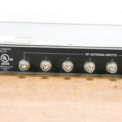 Shure PA821SWB PSM Antenna Combiner - 470-952 MHz CG01TUT image 7