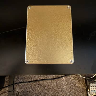 Mythos Pedals Hephaestus Sub-Octave Fuzz Rhett Shull Edition - Gold image 2