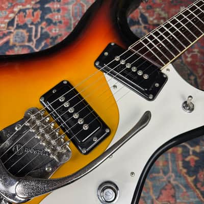 *Video* Mosrite Super Excellent ’65 MKI Kurukumo 3 Tone Sunburst MIJ - 1990's image 13