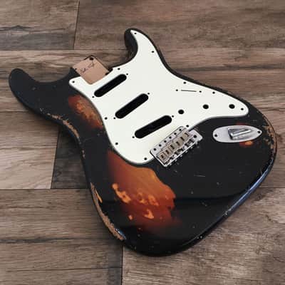 Made to Order - FRANCHIN Mercury guitar body Relic Aged 100% Nitro Lacquer COLOR OVER COLOR (Sunburst/ Black/ White/ Blue/ Green/ Yellow/ Red/ Pink/ Burgundy/ Purple/ Gold/ Silver, etc.) Basswood Poplar Stratocaster-Strat-S-Style Made in Italy image 7