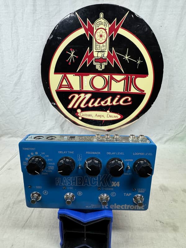 TC Electronic Flashback X4 Delay & Looper Pedal image 1
