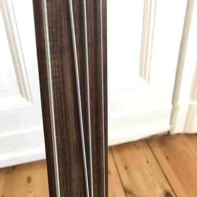 Hofner Shorty Fretless Bass 198?  very rare, maybe custom image 4