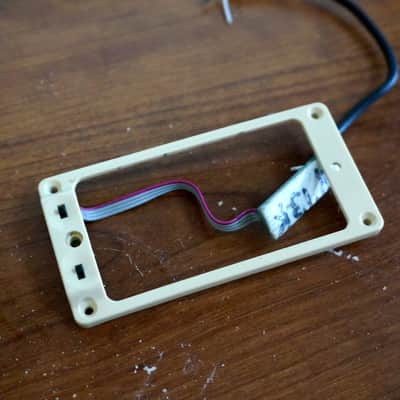 Seymour Duncan TS-2 Triple Shot Carved Top Pickup Mounting Ring Humbucker Creme Coil Split Switch image 2
