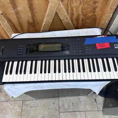 Korg 01/W FD 61-Key Music Workstation Synthesizer Keyboard Tested - READ