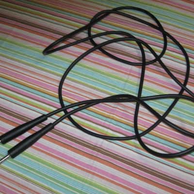 lightly used genuine Fender instrument cable, 10 feet, black PVC - Professional OFC (oxygen-free copper) Noiseless Instrument Cable (1/4" Straight TS Male to 1/4"Straight TS Male plugs) image 17
