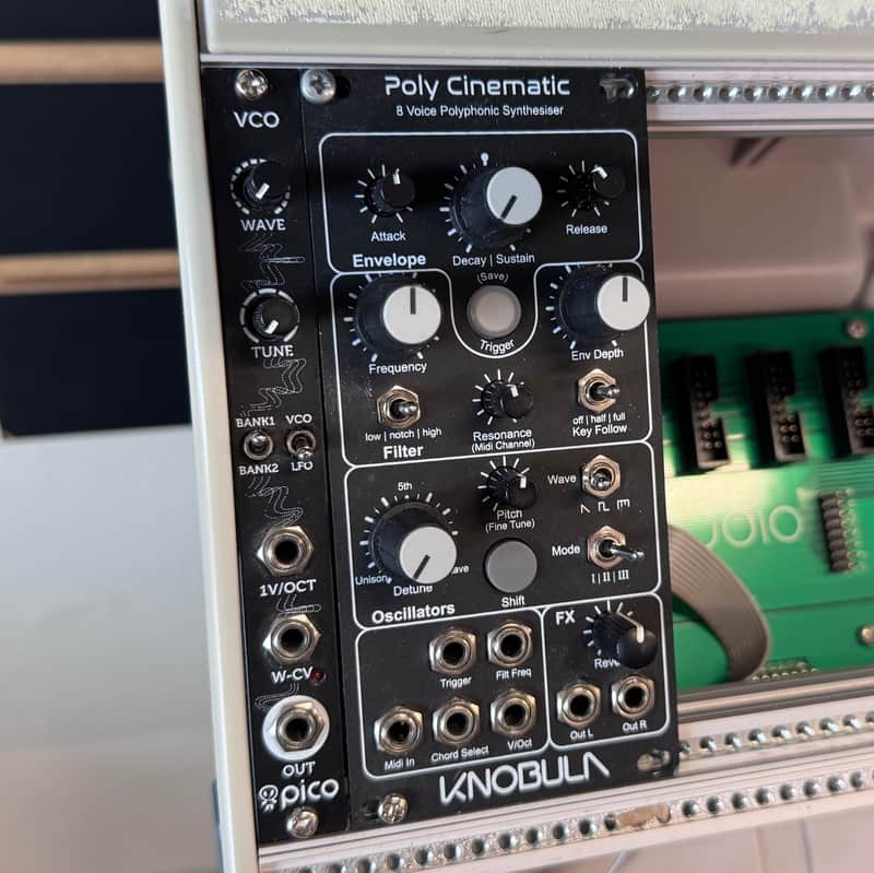 Knobula Poly Cinematic 8-Voice Polyphonic Synthesizer Eurorack Module 2022 - Present Black image 1