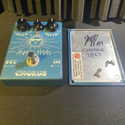 Analogman Chorus W/ Mix Knob and Top Jacks- Blue image 2