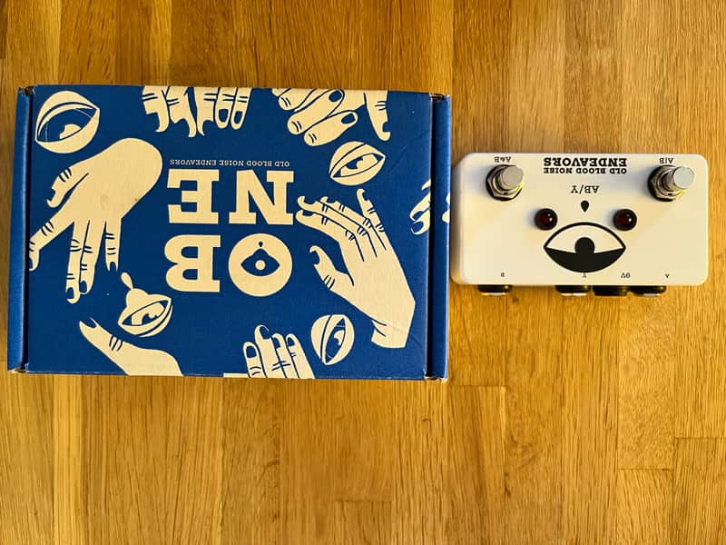 Old Blood Noise Endeavors AB/Y Switcher V1 2017 - 2025 - White with Eyeball Graphic image 1