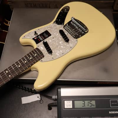 Fender American Performer Mustang Vintage White image 7