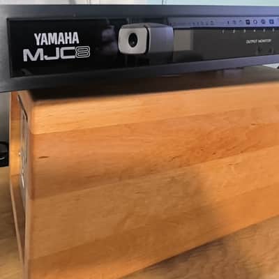 Yamaha MJC8 MIDI Junction Controller - 8 x 8 MIDI Patchbay