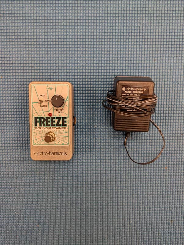 Electro-Harmonix Freeze Nano Sound Retainer Sustain Pedal 2010 - Present - Blue / Gray image 1
