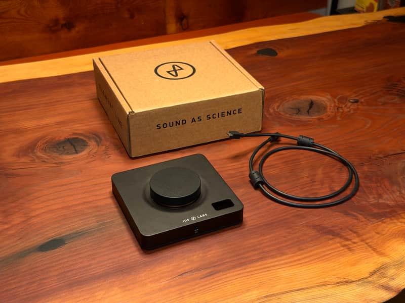 JDS Labs Element IV DAC + Headphone Amp image 1