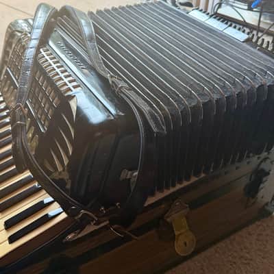 Vintage Excelsior Accordiana Professional Model 911 Piano Accordion w/ Original Case image 4