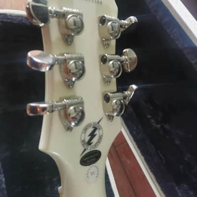 Epiphone Tommy Thayer Signature DEMO VIDEO "White Lightning" (US Customers Tax included in shipping cost) Les Paul Standard 2015 - 2019 - Metallic White image 7