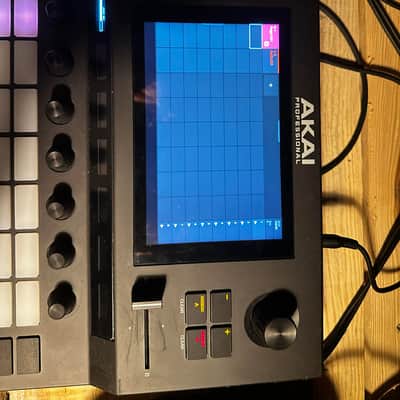 Akai Force Standalone Music Production / DJ Performance System 2019 - Black image 3