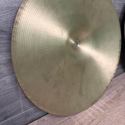 Zildjian Avedis Zildjian New Beat Hi-hats - 14 inches Cymbal Pair #3186 image 12