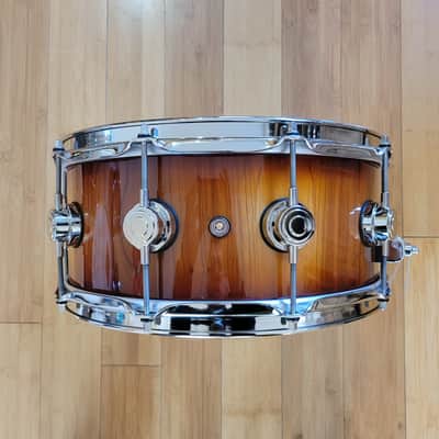 Snares - (Used) DW Collector's Series 5.5x14 Almond Snare Drum image 5