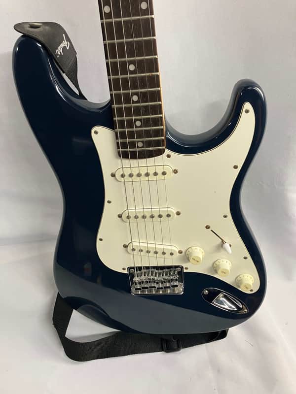 Fender Squier Bullet Stratocaster Electric Guitar (with guitar