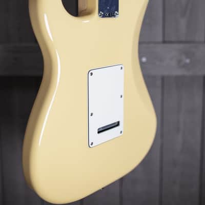 Fender Player Stratocaster, Maple Fingerboard, Buttercream Electric Guitar 0144502534 image 11