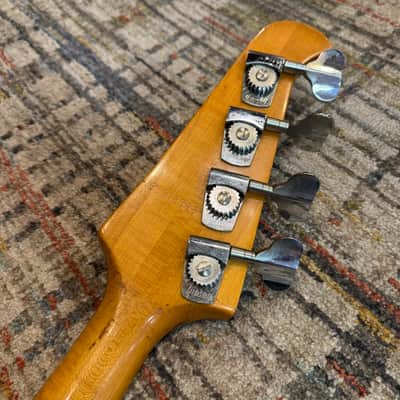Gibson Victory Standard Bass 1981 - 1985 - Candy Apple Red image 19