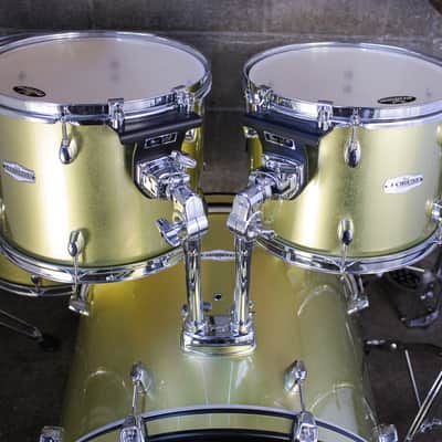 Pearl Forum 5 Piece Drum Set image 6