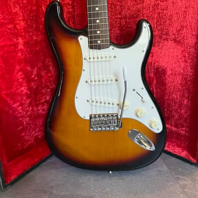 Fender Stratocaster ST-45 Made in Japan 2004 - Sunburst image 1