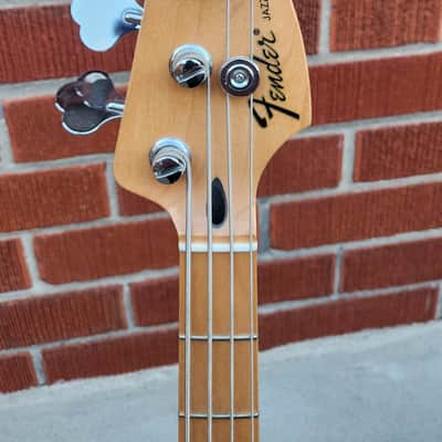 Fender Standard Jazz Bass – Arctic White image 5