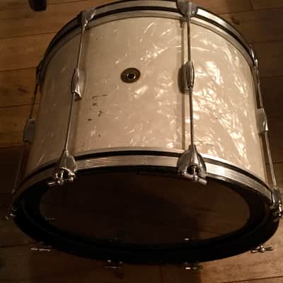 VINTAGE - Gretsch play boy 1965 kick drum 22 x 14 image 2