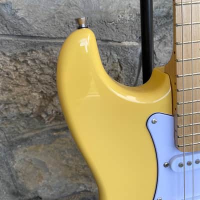 Vision Stratocaster ST5 Electric Guitar Starter Kit - Yellow - NEW image 7