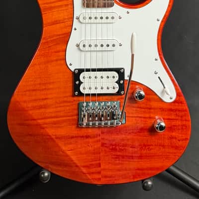 Yamaha PAC212VFM Pacifica Electric Guitar Flamed Caramel Brown Finish