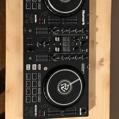 Numark MixTrack Pro FX DJ Controller 2020 image 13