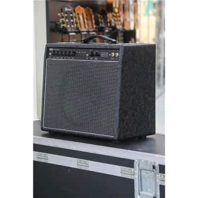 REVV D25 Combo Black Western 1X12 image 15