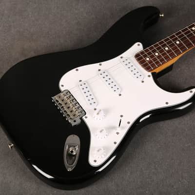 Fender Mexican Standard Stratocaster - Black - 2nd Hand (165666) image 11