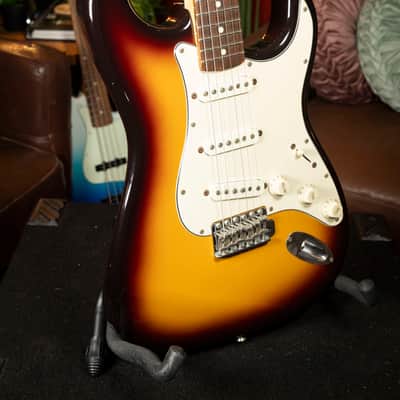 Fender Stratocaster 1993-1994 - Sunburst image 2