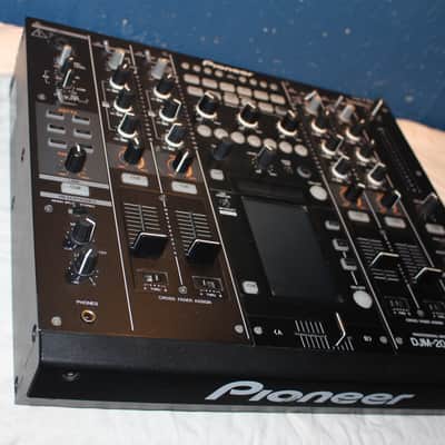 Pioneer DJM-2000 Professional 4-Channel Digital DJ Mixer image 4