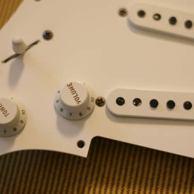 LEFTY!!! Greenville Custom 5.5k Strat Pickup Set Prewired Pickguard EJ Wiring Alnico 4 RWRP image 3