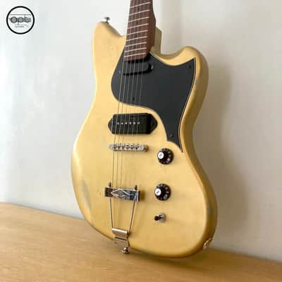 OPT Guitars | Pennod 1 | JM Style | Random Relic | Satin Sleek | Shock Gold / Blue with 3-Ply Black Guard - CUSTOM ORDER ONLY image 9