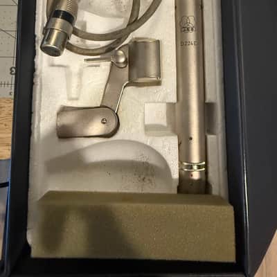 AKG D224E image 1
