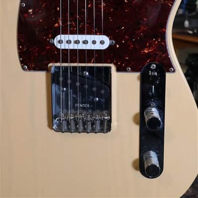 Fender Deluxe Nashville Telecaster, Honey Blonde - USED image 3