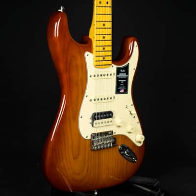 Fender  American Professional II HSS Stratocaster  Sienna Sunburst Maple Fingerboard 2022 (US22108129) image 7