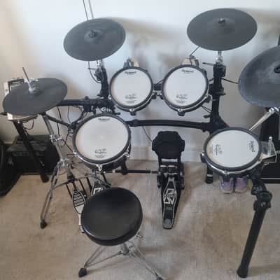 Roland TD-9KX2 Electronic Kit with Accessories Bundle image 5
