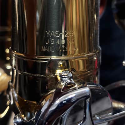 Yamaha YAS26 Alto Saxophone w Case image 8